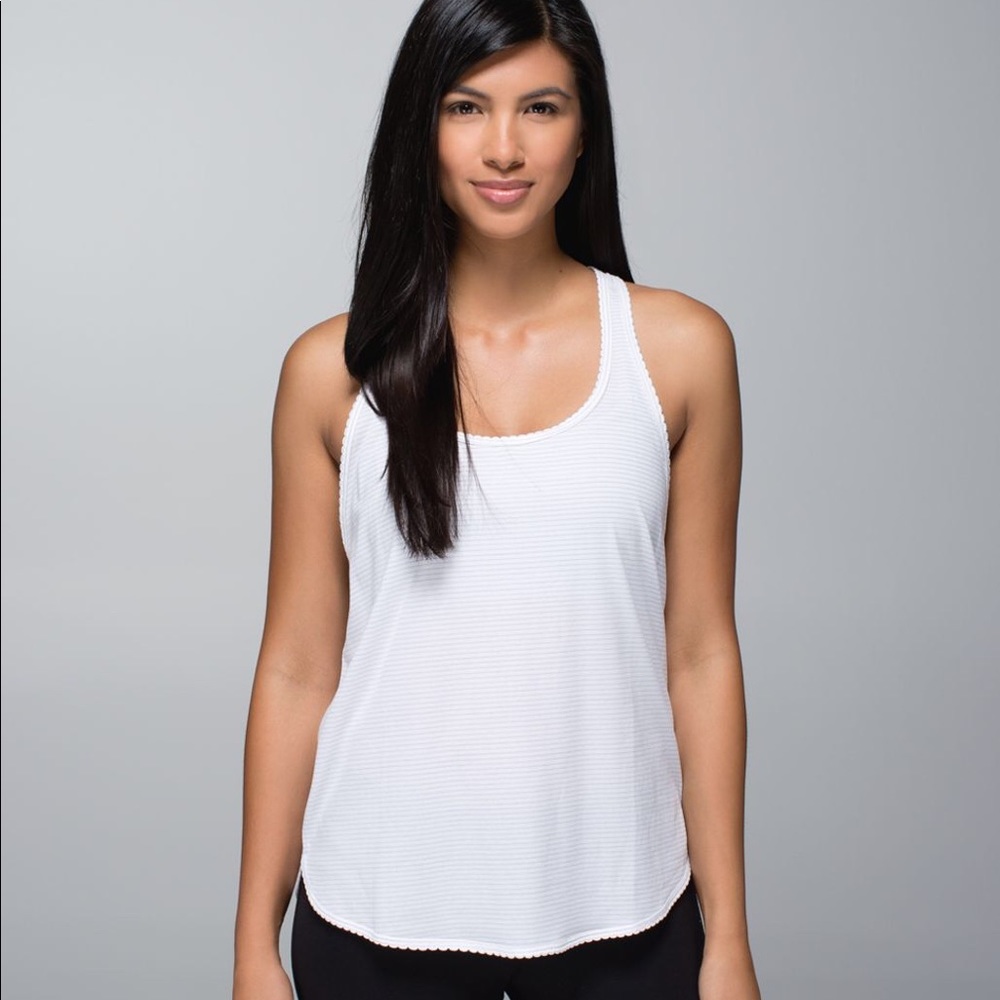 105f Singlet in White